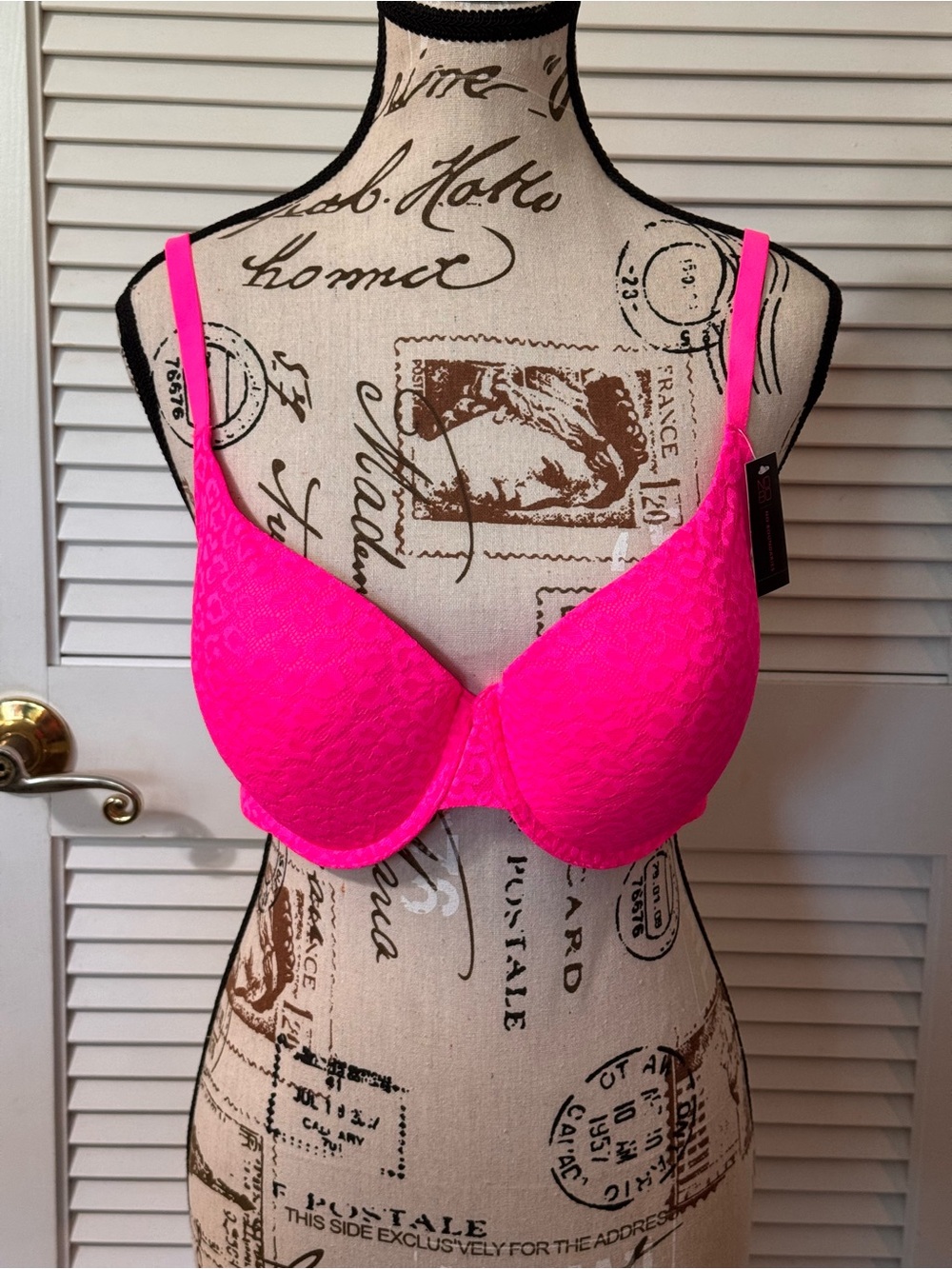 No Boundaries Hot Pink Lace Underwire T-Shirt Bra